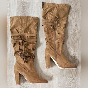 Size 11 Brown Slouchy Heeled Boots